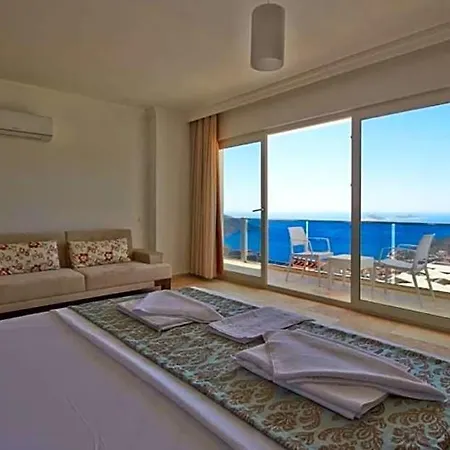 Sleeps 17 Pool Air Con Wifi فيلة كالكان