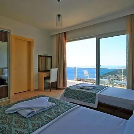 Sleeps 17 Pool Air Con Wifi كالكان
