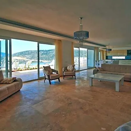 فيلة Sleeps 17 Pool Air Con Wifi